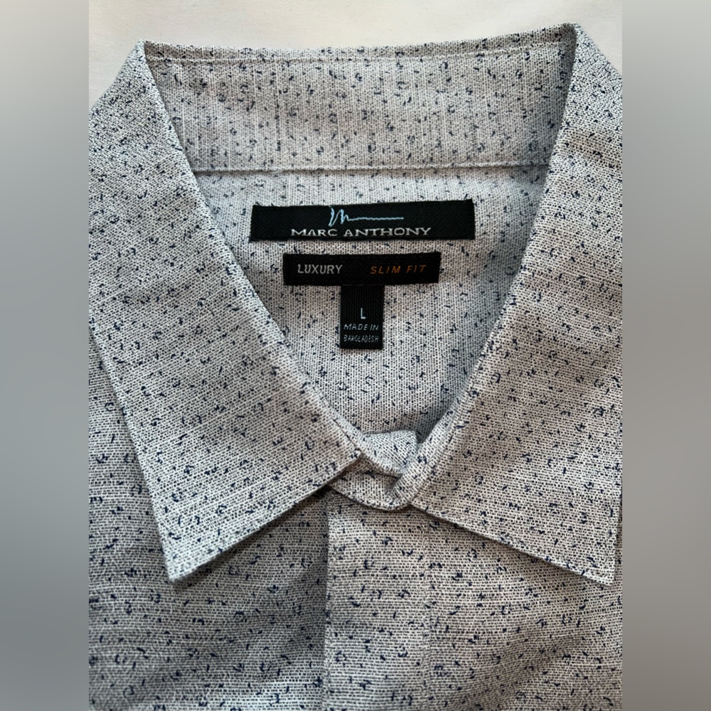 Marc Anthony mens dress shirt